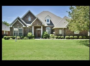 910 Willow Bend Dr, Marlow, OK 73055