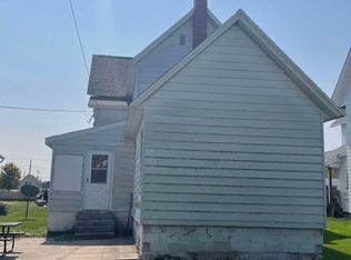 222 5th Ave N #1/2, Clinton, IA 52732