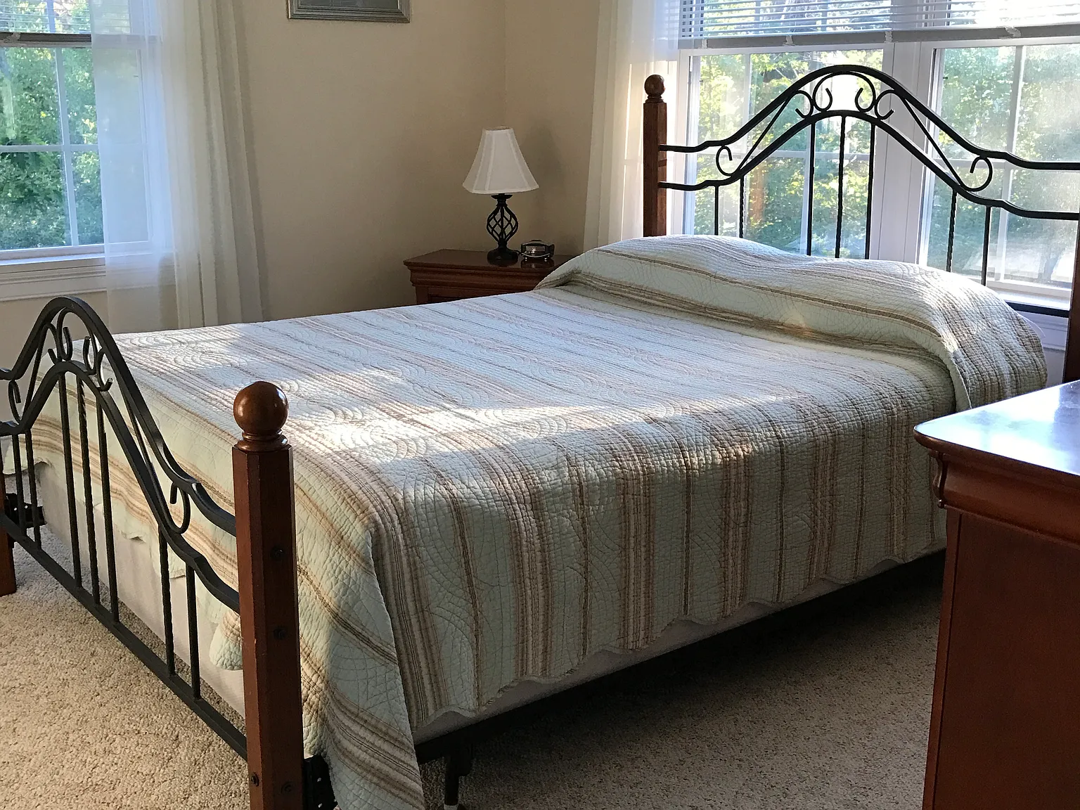 3 bed, 3198 sqft, $2,800 — Photo 2