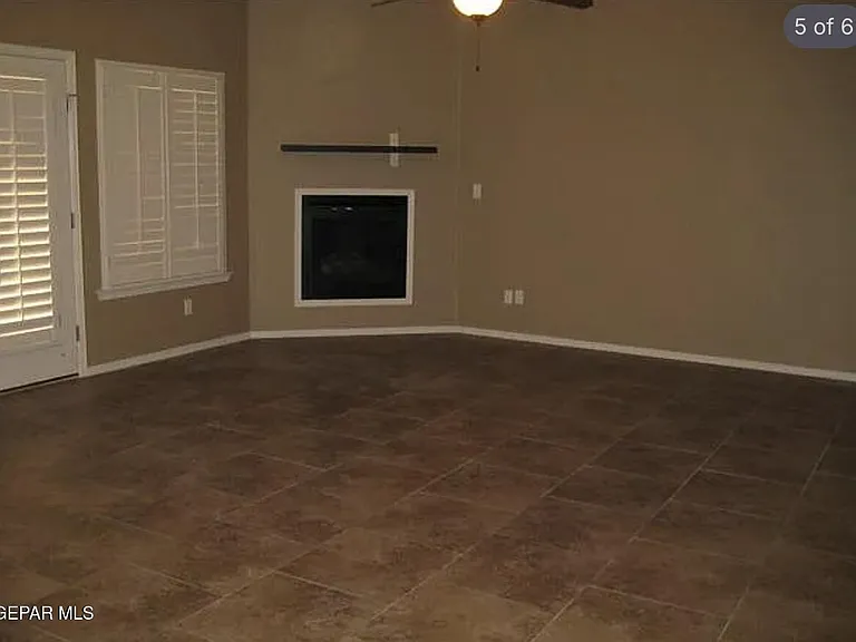 545 Green Village Ct #B — Photo 4