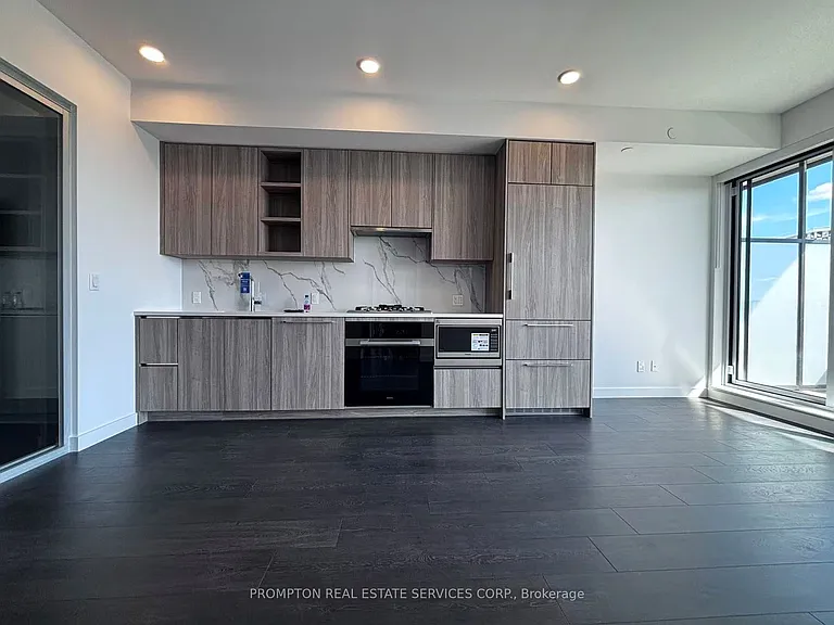 18 Esther Shiner Blvd #3109 — Photo 4