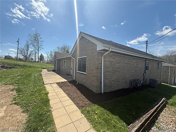 4th image of 168 Talbott Dr
