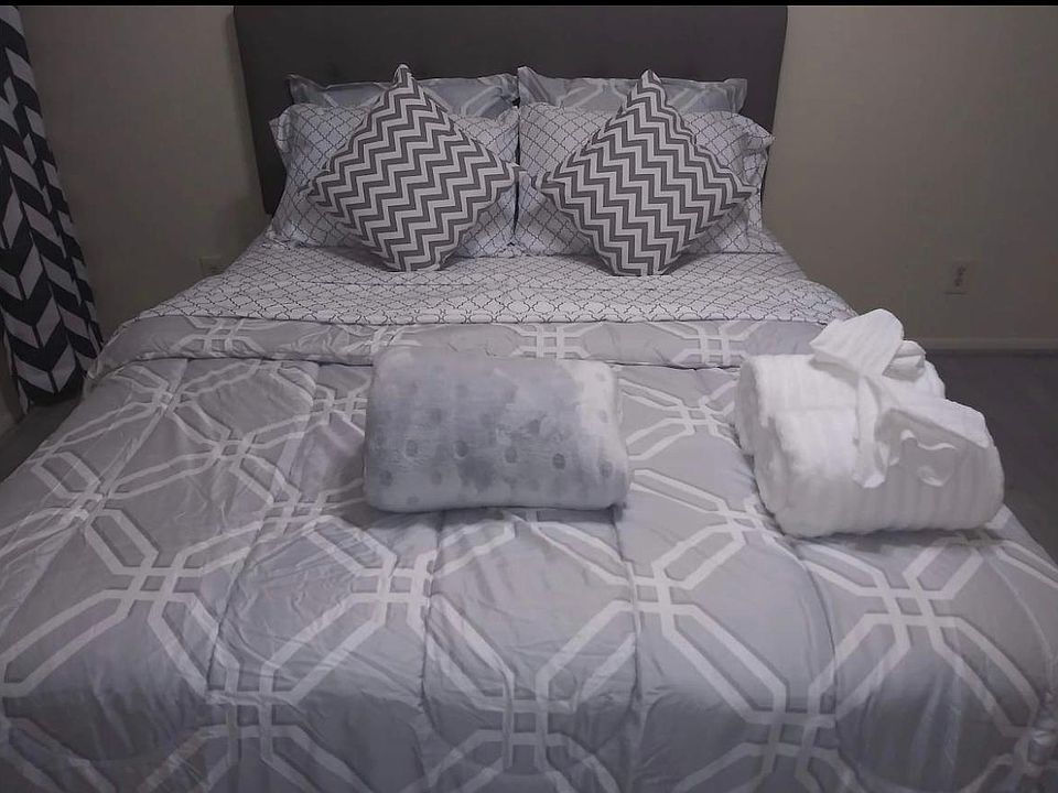 1st image of 14404 Lemoli Ave #7A