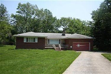 1st image of 3671 Walnut Hills Ave