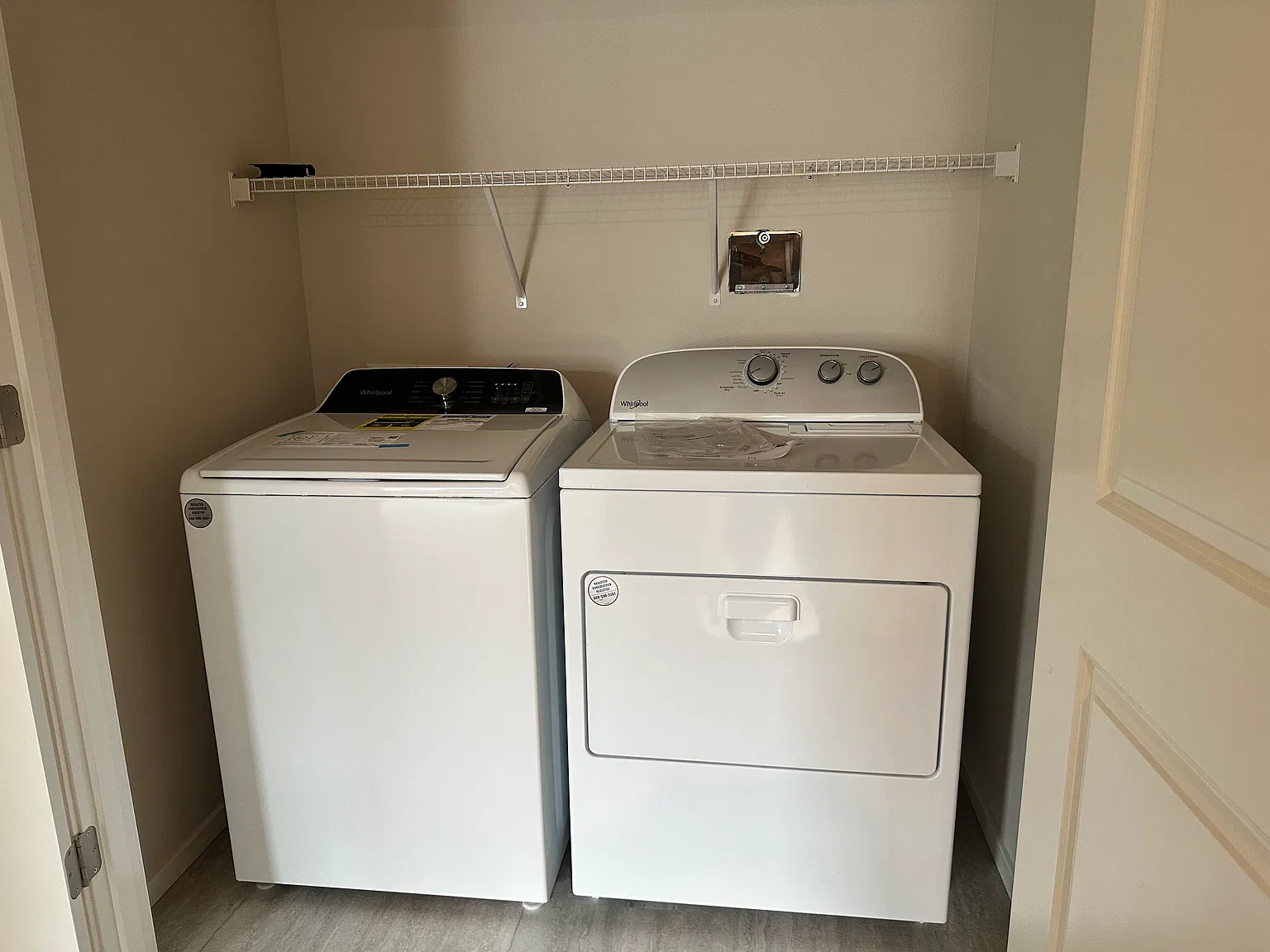 3 bed, 2.5 bath, 1499 sqft, $2,400 — Photo 4