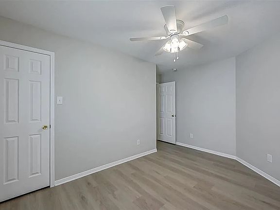 4th image of 1219 Newsome Glenn Dr