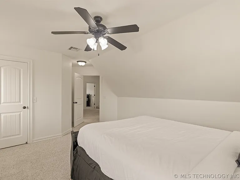 4902 S 165th East Ave — Photo 40