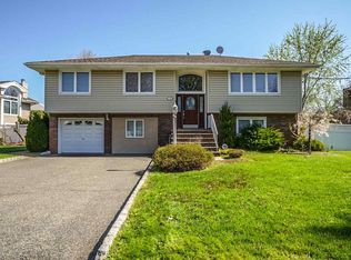 114 Niehaus Ave, Little Ferry, NJ 07643