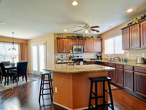 5th image of 900 Jabez Ct