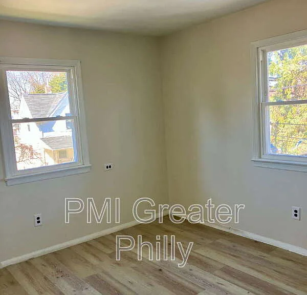 1523 W Cheltenham Ave — Photo 9
