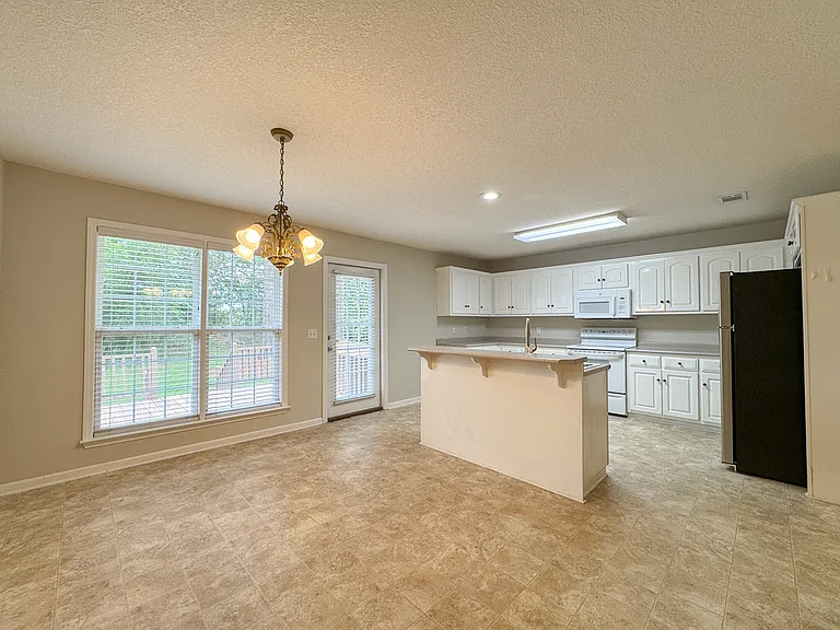 1159 Bartlett Dr — Photo 12