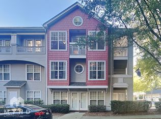 1152 W 1st St #31E, Charlotte, NC 28202