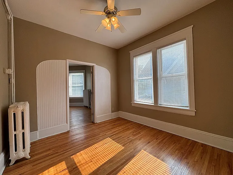 1863 Marshall Ave — Photo 12
