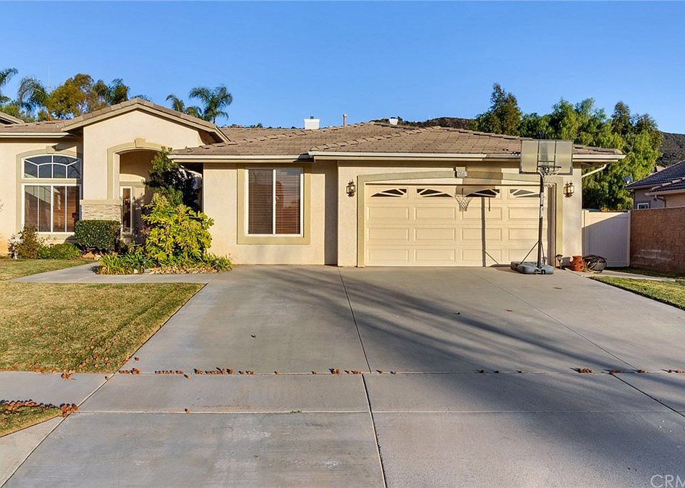 1st image of 13597 Canyon View Dr