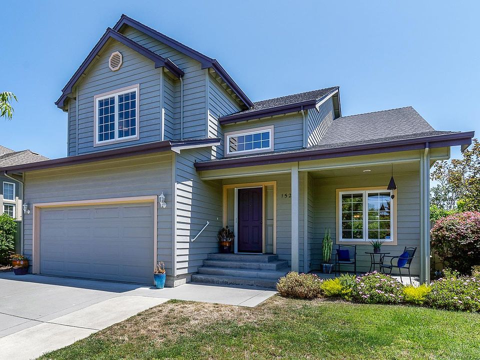 2nd image of 1524 Pesce Way