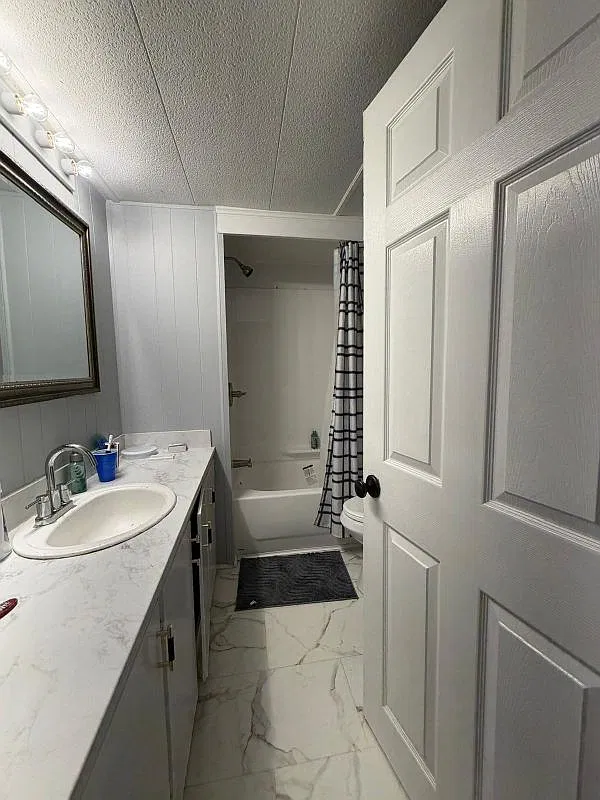 2 bed, 1.0 bath, 600 sqft, $1,795 — Photo 3