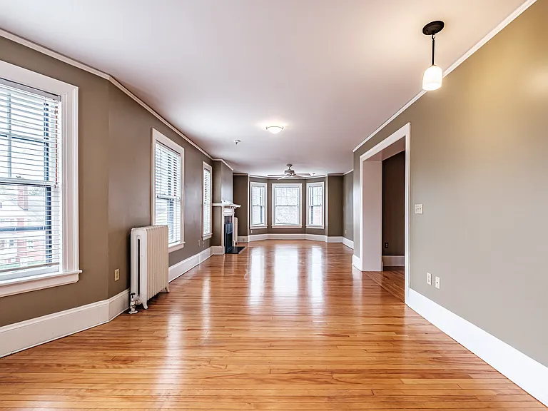 199 Vaughan St #5 — Photo 4