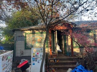 2488 California St, Redding, CA 96001