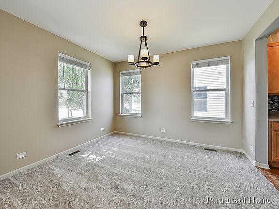3rd image of 770 Bonaventure Dr
