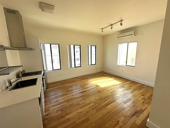 2nd image of 807 N Madison Ave APT 6