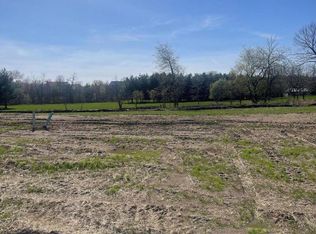 W151N11895 Mistletoe Rd, Germantown, WI 53022