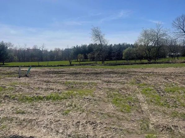 W151N11895 MISTLETOE ROAD, Germantown, WI 53022