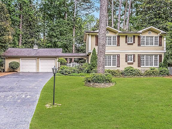 2nd image of 4431 Reid Ln NW