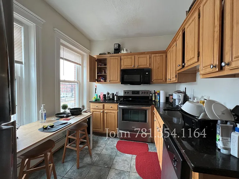 1322 Commonwealth Ave #9 — Photo 11