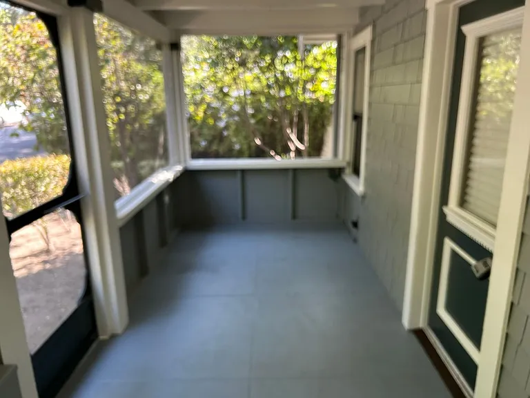 246 W 4th St — Photo 3