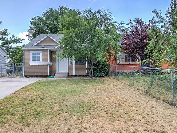 2nd image of 2651 S Melville Dr