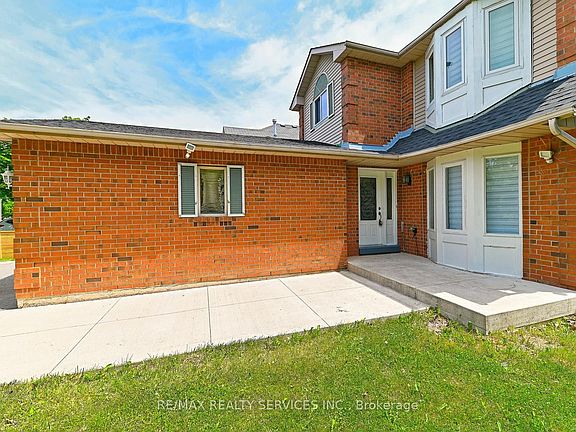 4th image of 56 Mullis Cres
