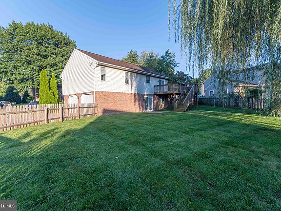 2nd image of 638 Regent Dr