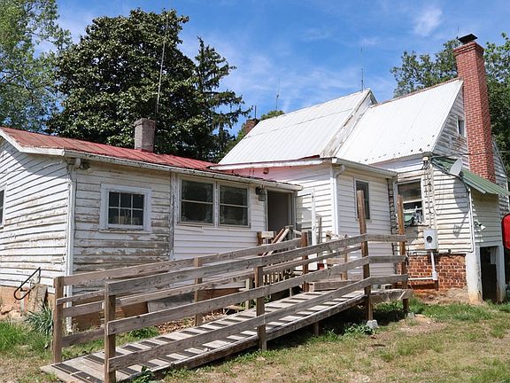 4th image of 1024 Sulphur Spring Rd