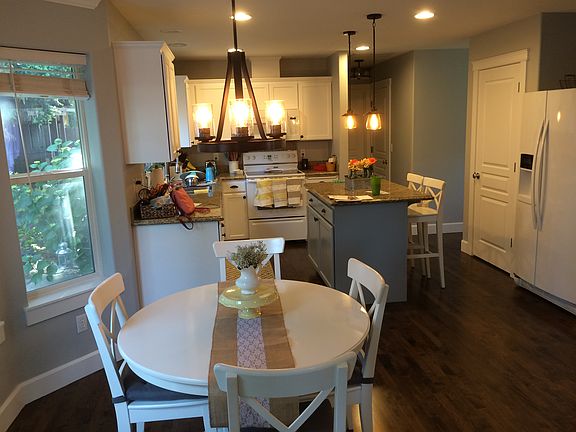 2016--newly painted cabinets