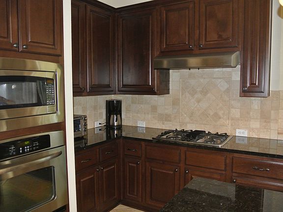 5th image of 6706 Hathaway Ln