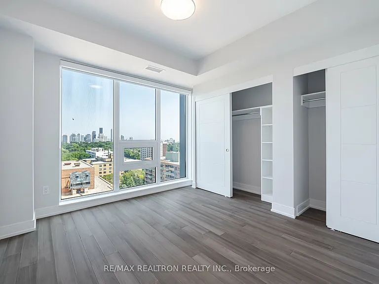 2525 Bathurst St #1009 — Photo 17