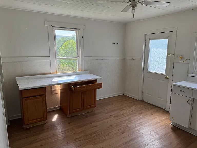 640 Coolspring St #3 — Photo 8
