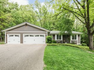 2875 Court Dr SE, Lowell, MI 49331