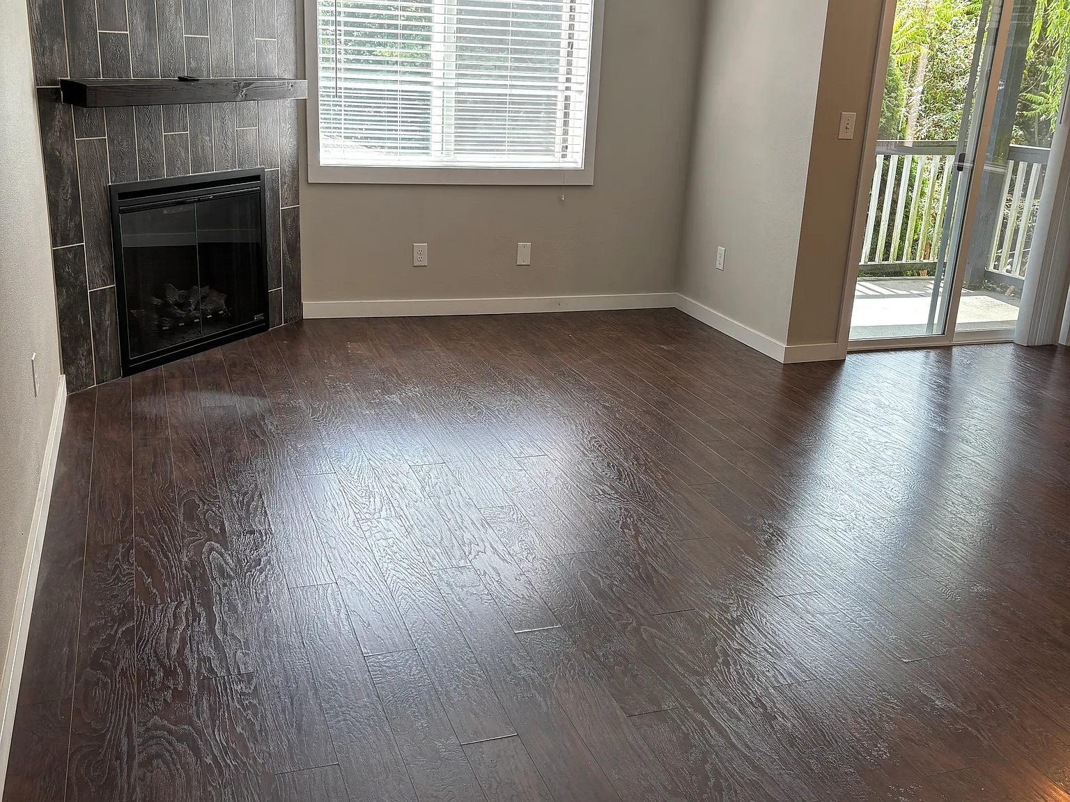 1 bed, 719 sqft, $2,075 — Photo 3