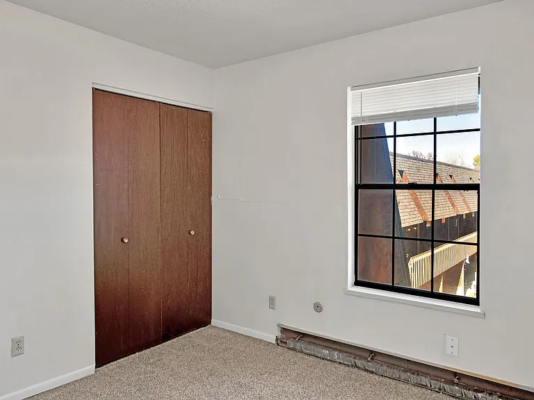 2260 N 13th St. — Photo 31