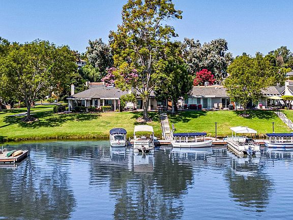 2nd image of 1253 Camino Del Lago