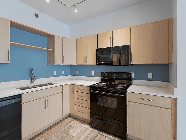 River Rock Apartments — Photo 109