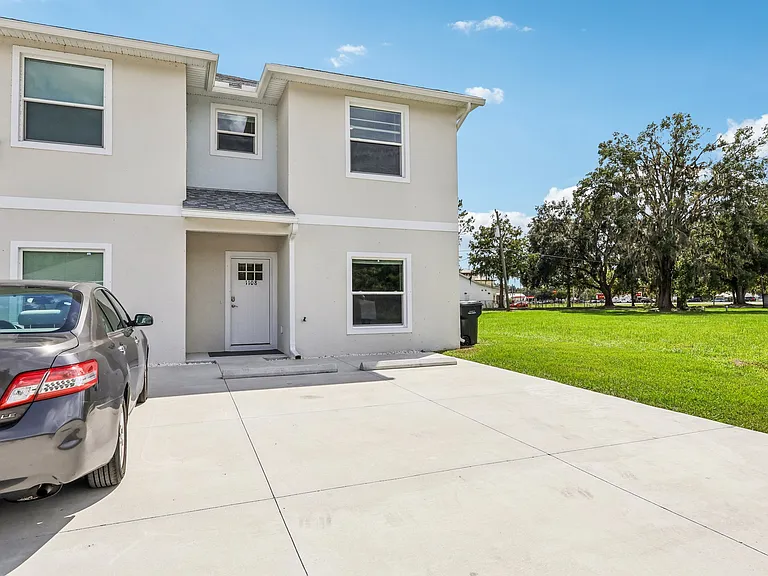 1108 Fox Lake Dr — Photo 43