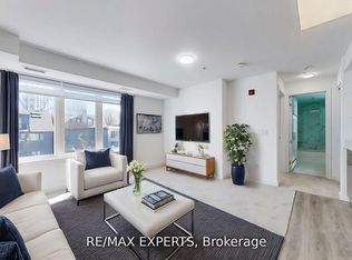 45 Connaught Ave #303, Toronto, ON M4L2V8