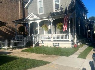 207 N 3rd St #1/2, Grand Haven, MI 49417