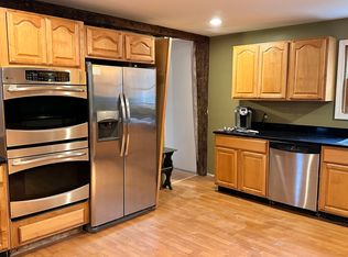 24 Maple St, Enfield, NH 03748