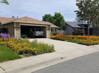 782 Mallard St, Redding, CA 96003
