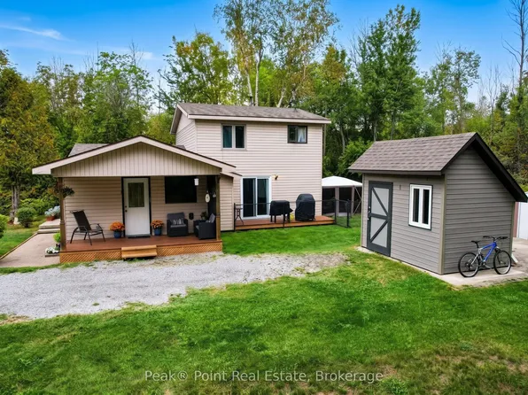 815 Main St, South Bruce Peninsula, ON N0H 2G0