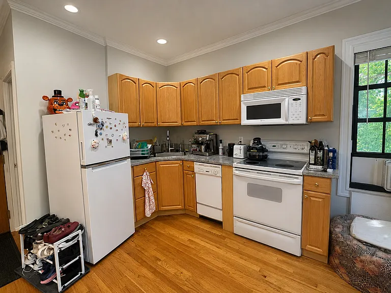 57 Gainsborough St #4 — Photo 3