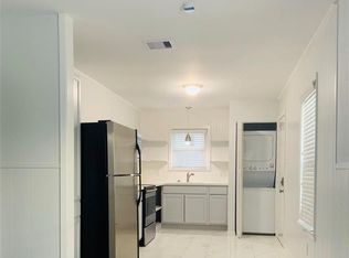 2225 Blodgett St, Houston, TX 77004